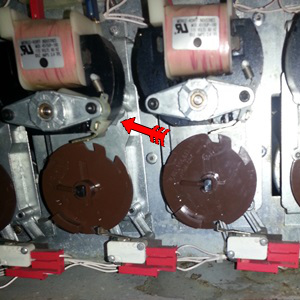 dixie-narco-276-vend-motor-brake-red-arr
